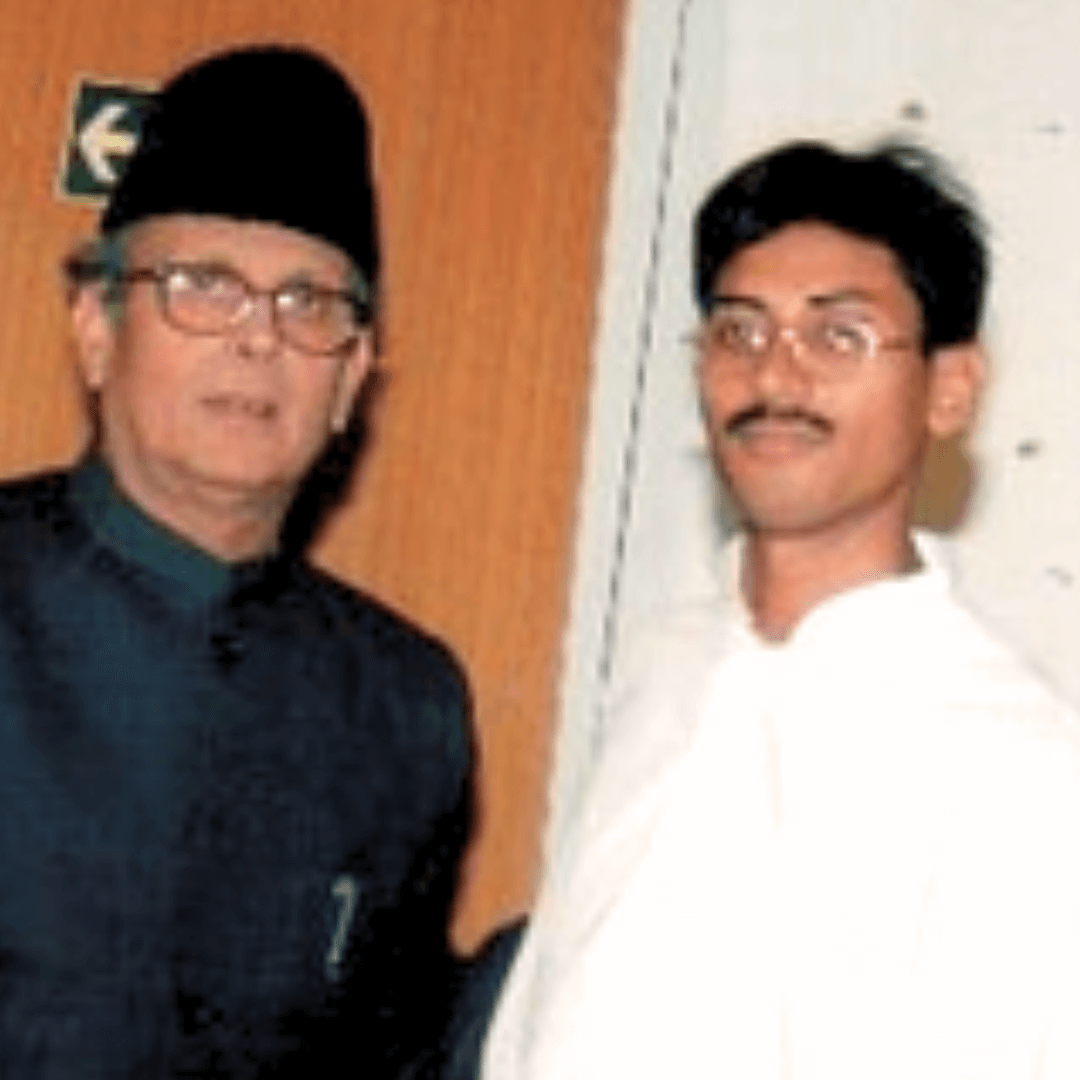 62-mxB4Kj0eQLuyBRrD (1)